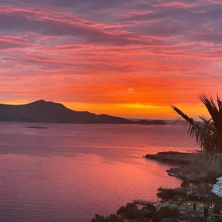 Breathtaking Sea View With A Peaceful Garden Bodrum